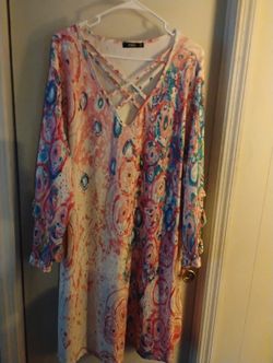 Lily by Firmiana 4XL Criss Cross Strappy Neck Abstract Print Tunic Dress