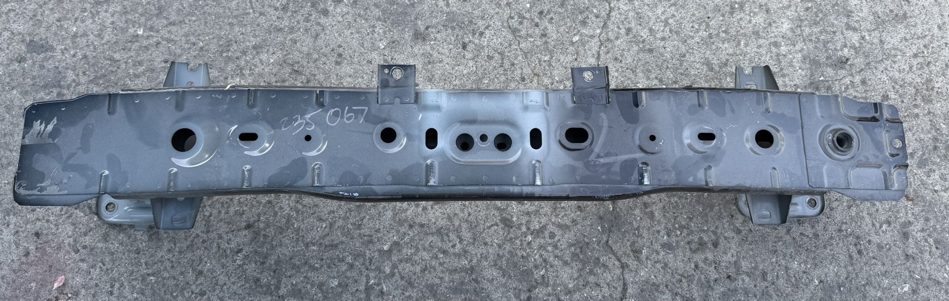 2023 Mazda CX-30 Front bumper reinforcement 
