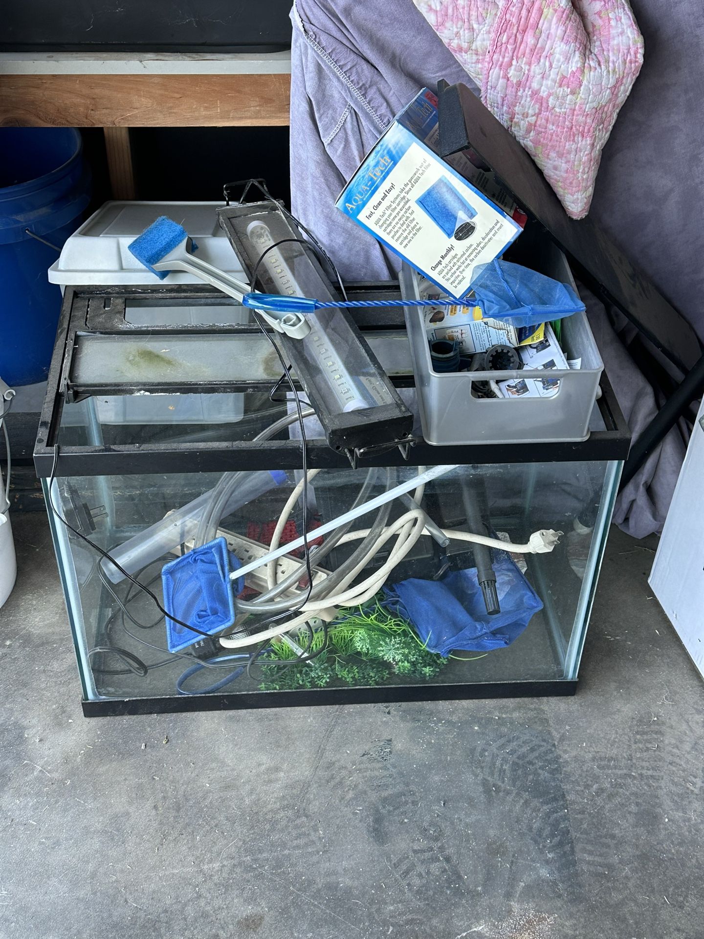 Fish Tank 30 Gallon