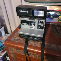 Working  Polaroid sun 600 LMS