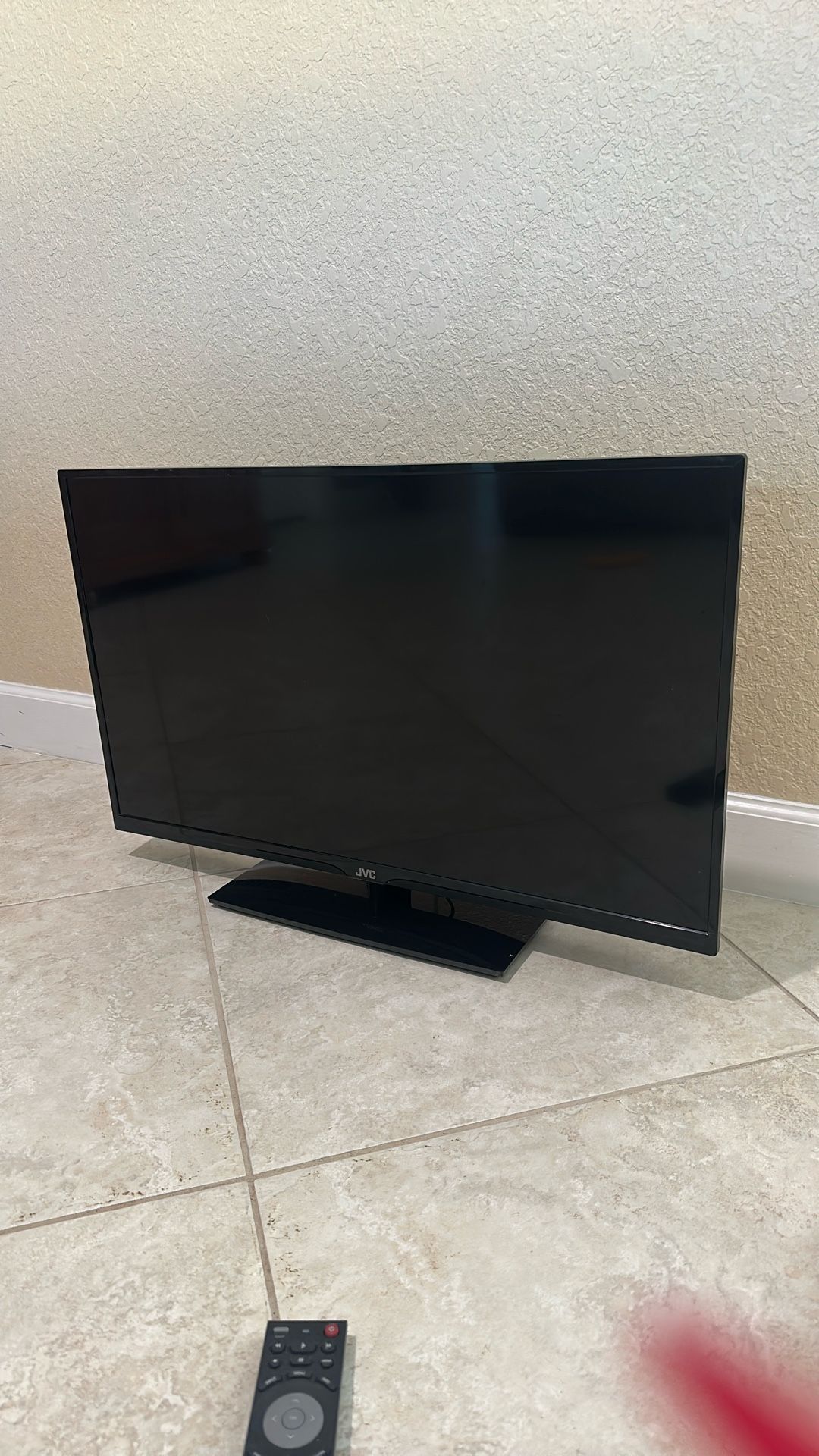32 Inch TV