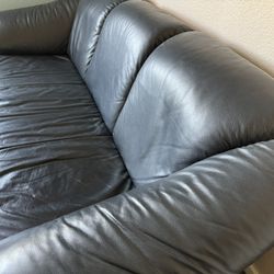 LEATHER COUCH / SOFA