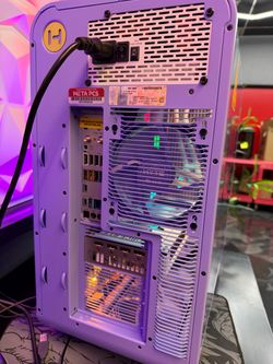 X50 TEA - META PCS - Ryzen 7 7800X3D, 32GB DDR5, RTX 5070