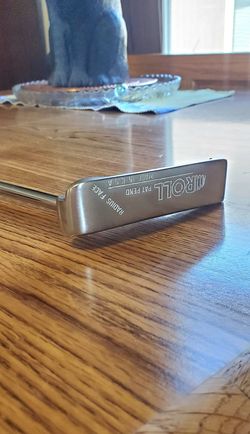Putter Accu Roll Radius Face 34 Inch New Winn Grip