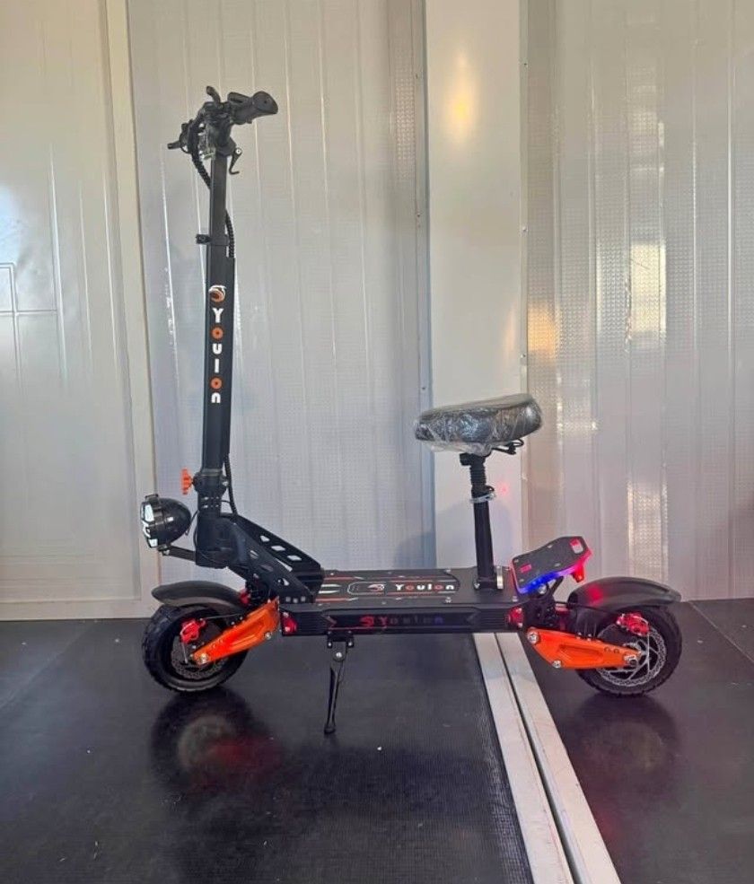 X10 Electric Scooter, 35-Mile Long Range, Commuting E Scooter for Adults/Teens with 1200W Peak Motor, 31MPH, 10.5'' Fat Tire Foldable E-Scooter with S