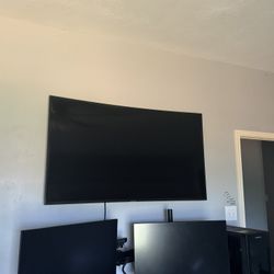 Samsung Curved  Smart Tv 50 Inches 
