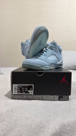 Jordan 5 “Bluebird” size 10 wmns/8.5 men