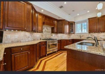 Complete Luxury large kitchen Cabinets+Appliances