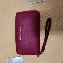 Michael Kors Large Jet Set Travel Wallet