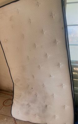 Twin mattress