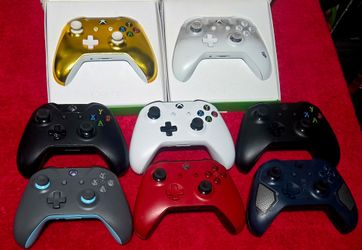 Original OEM Xbox One S/X Controllers 35$ Each (Read Description)