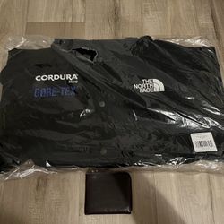 Size M Supreme TNF Expedition Jacket Black FW18  