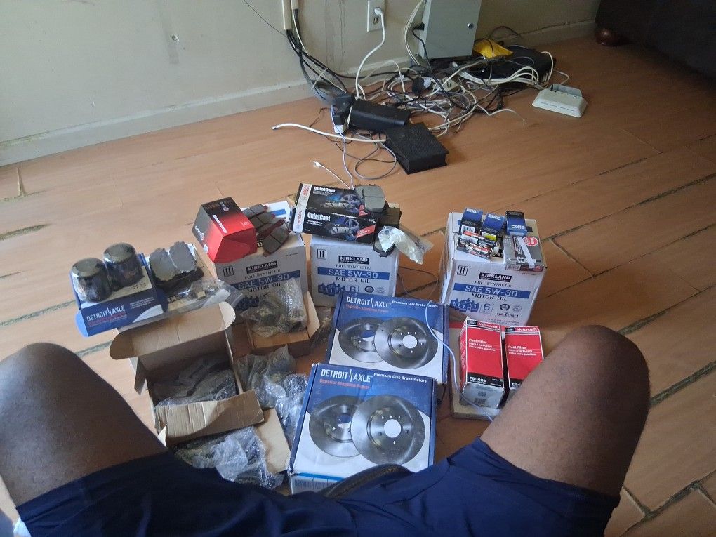 Car Equipment Brand New (Mixture)
