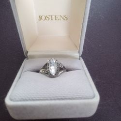 1993 Silver Class Ring Size 8?