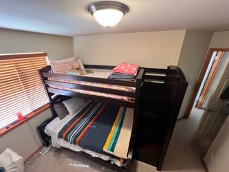 Bunk bed
