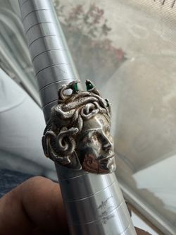 medusa ring  size 8.25