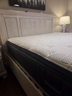 Seally pillow top mattress king