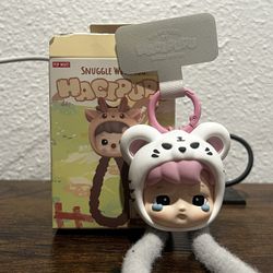 Hacipupu Snuggle With You Keychain