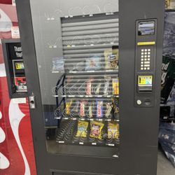 Snack Vending Machine For Sale 