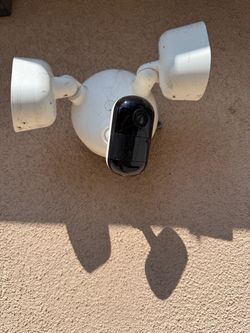 Arlo Wired Flood Camera