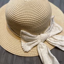 Toddler hat With Bow