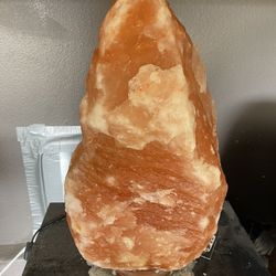 Giant Salt Lamp