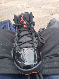 Jordan's black and red size 8 and a half