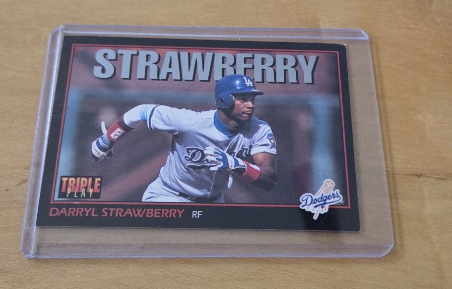 1993 Leaf Triple Play #187 Darryl Strawberry Los Angeles Dodgers