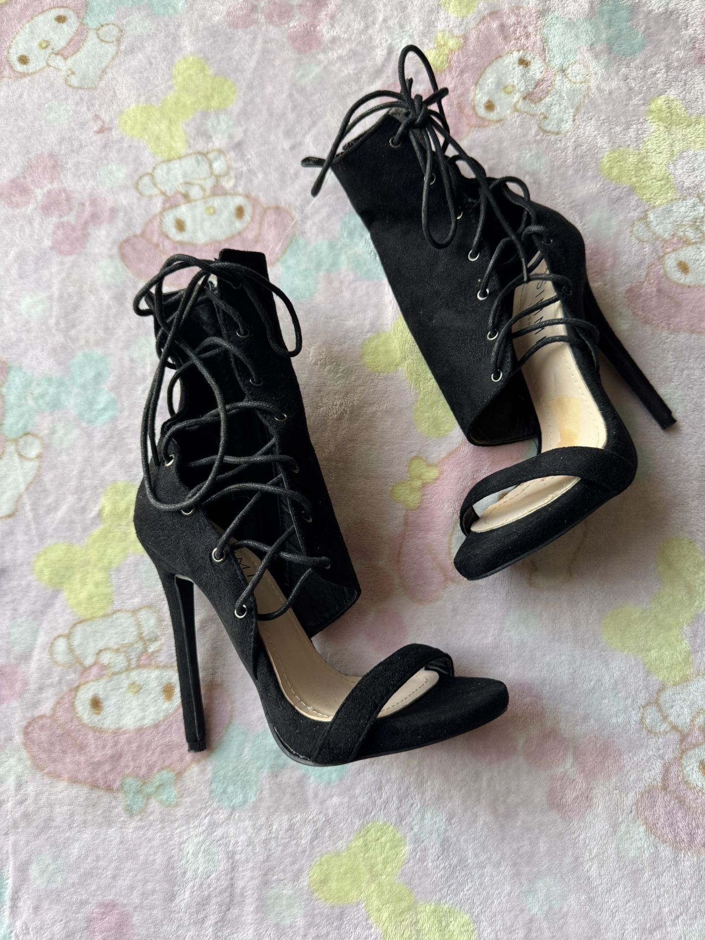 Simmi London Elegant Black Lace-Up Heels size 5