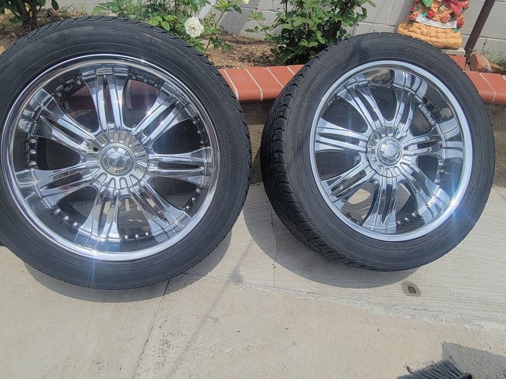 Set Of 4 Rims And Tires 22" for Sale in Fontana, CA OfferUp