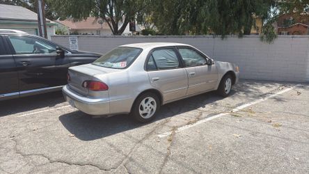 2001 Toyota Corolla