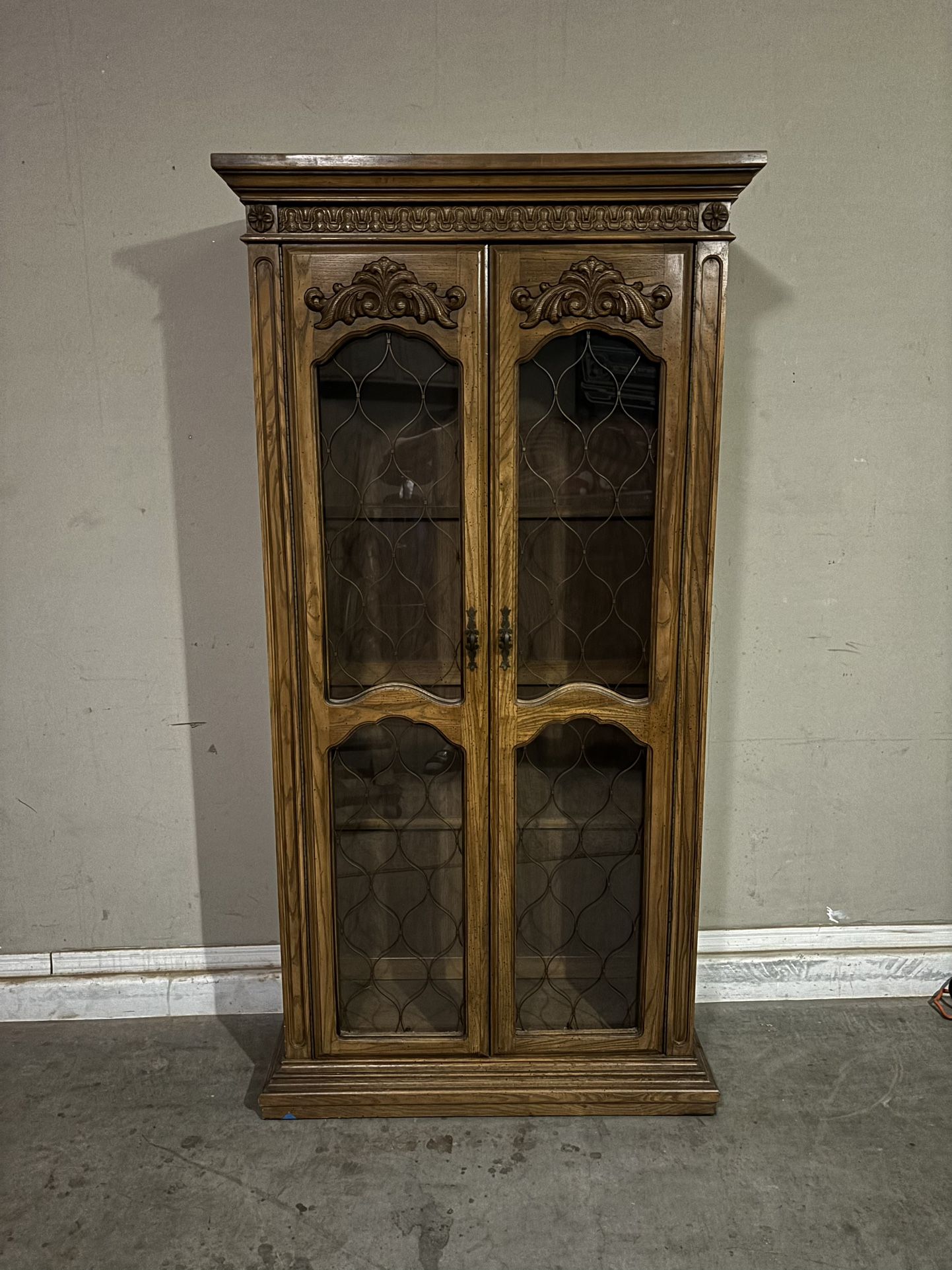 Vintage Glass Display Cabinet Free Delivery 🚚