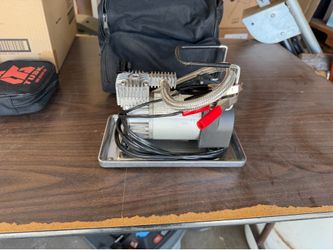 Small air compressor