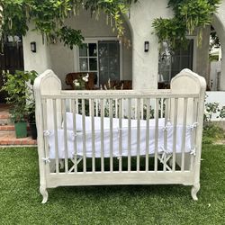 Restoration Hardware Colette Crib