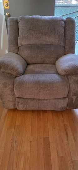 Recliner chair