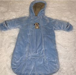 Carter's Plush, Fleece & Quilt Lined bunting bag. Fits Car Seat. 0-6 Months