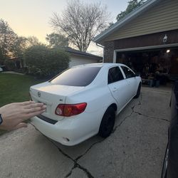 2010 Toyota Corolla LE