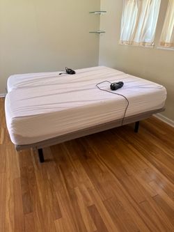Free! Adjustable king size temper pedic bed
