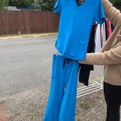 Scrubs Perfect Condition 