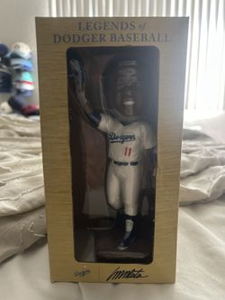 Dodgers Legends Manny Mota Bobblehead