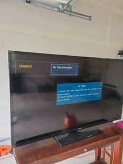 Samsung 60-in TV 2014 with stand