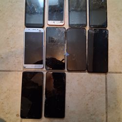 Total of 12 cell phones for parts/not working