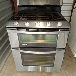 🔥$140 Whirlpool  Stainless Steel Gas Stove with Self-Cleaning Double Ovens Works Great🔥 Pick Up Only(Stockbridge)