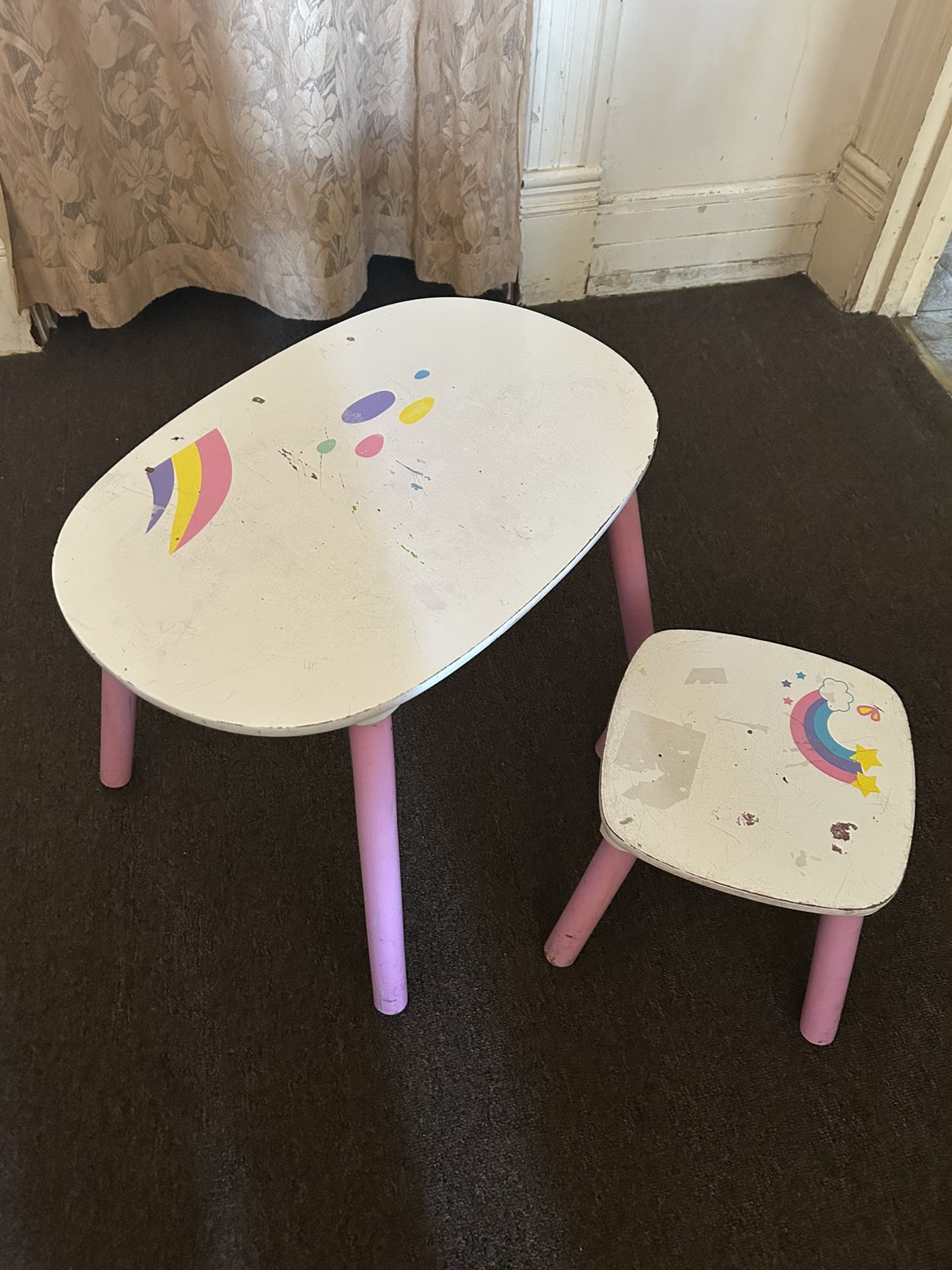 Girls Table And Chair