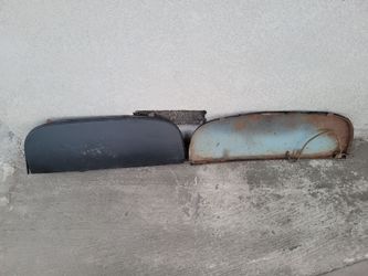 1952 chevy fender skirts