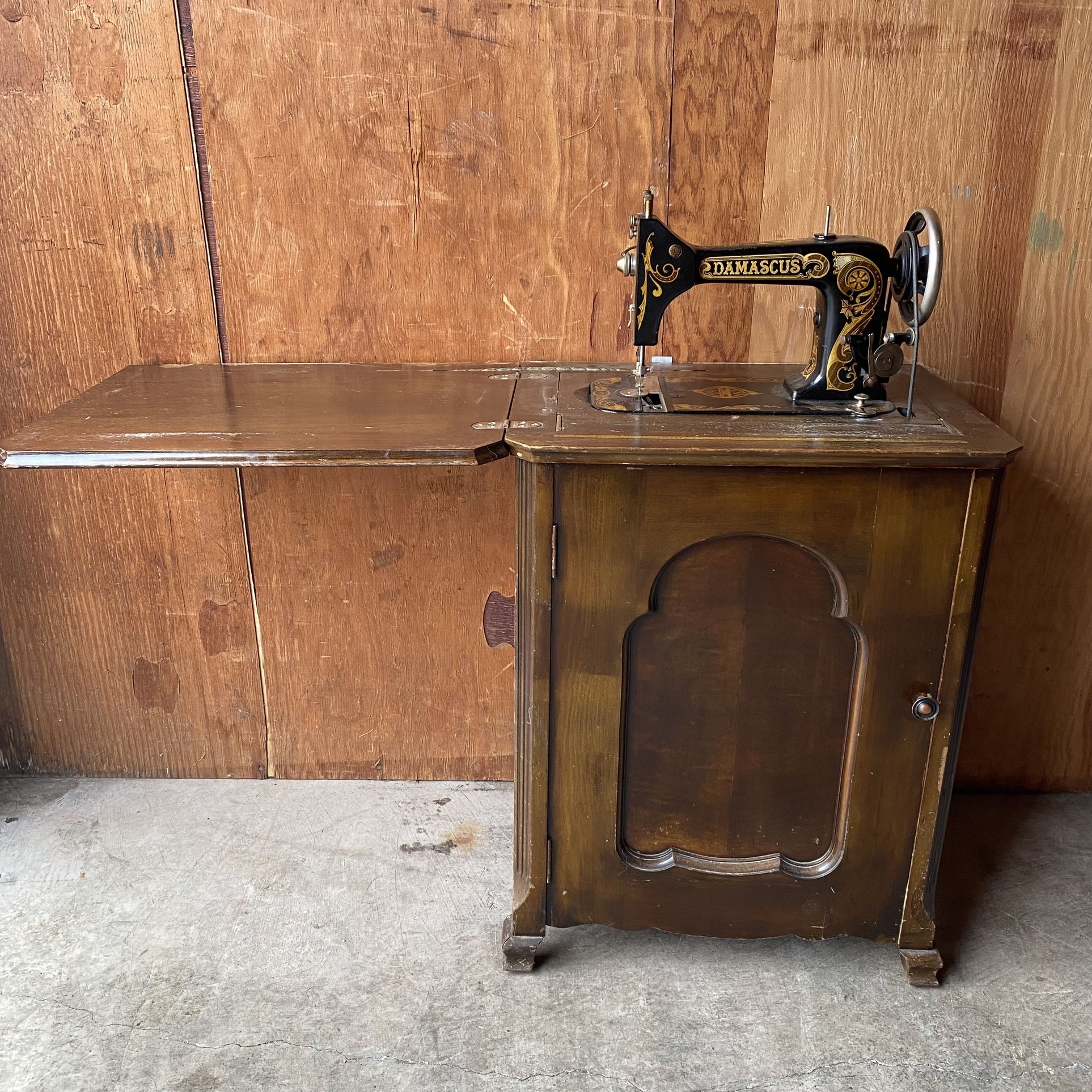 Antique Montgomery Ward Damascus Peddle Sewing Machine Cabinet Table