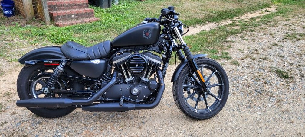 2020 Harley Davidson Iron 883