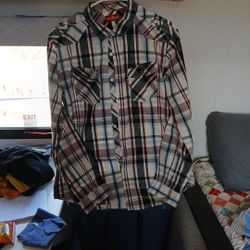 Ecko Long Sleeve Size Large