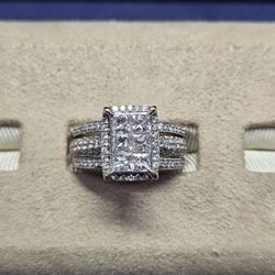 14k  White Gold 1.57ctw Invisible Set Princess Cut Diamond Halo Wedding Ring Set 