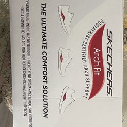 Skechers Arch Fit sneakers size 10 woman